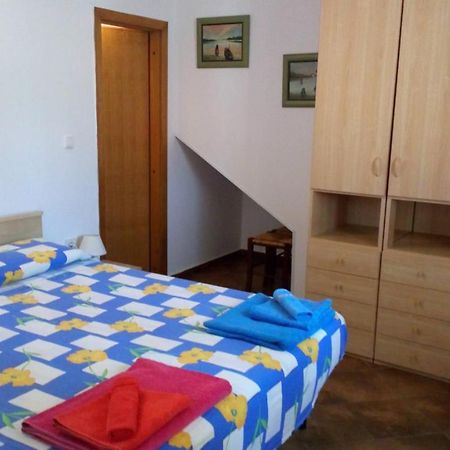 Antonio Apartman 2 Lussingrande Esterno foto