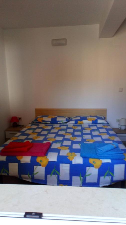 Antonio Apartman 2 Lussingrande Esterno foto