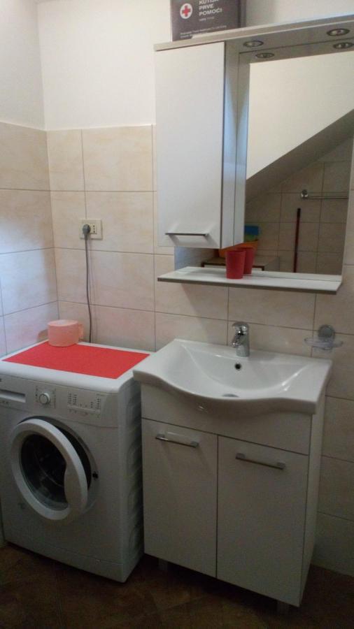 Antonio Apartman 2 Lussingrande Esterno foto
